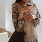 Round-neck Dual-pocket Knit Vest