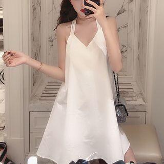 Sleeveless V-neck Strappy Shift Dress