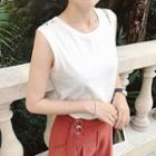 Star Stud Sleeveless T-shirt