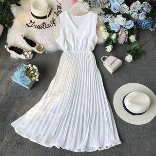 V-neck Pleated Sleeveless Dress