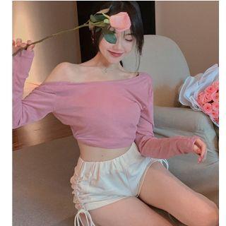 Long-sleeve Top / Plain Shorts