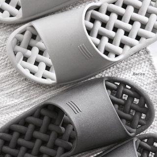 Quilted Bath Slippers