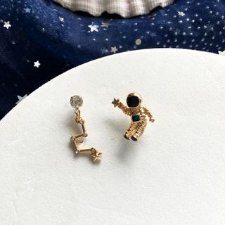 Non-matching Alloy Astronaut & Rhinestone Star Earring 1 Pair - Earring - Astronaut - One Size