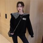 Lace-collar Sweatshirt Black - One Size