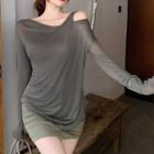 Long-sleeve Cold-shoulder Cropped T-shirt / Button-up Mini Pencil Skirt