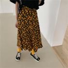 Short-sleeve Lettering T-shirt / Floral Print Midi A-line Skirt