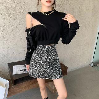 Mock-neck Zip Cold-shoulder Top