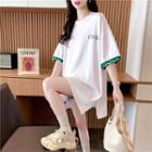 Short-sleeve Scallop Edge Lettering T-shirt
