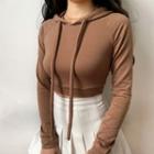 Short Hooded Pullover