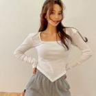 Square-neck Triangle-hem Top