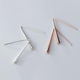 925 Sterling Silver Letter V Earring