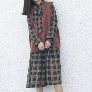 Set: Long Sleeve Check A-line Dress + V-neck Knit Vest