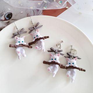 Resin Cat & Bow Dangle Earring