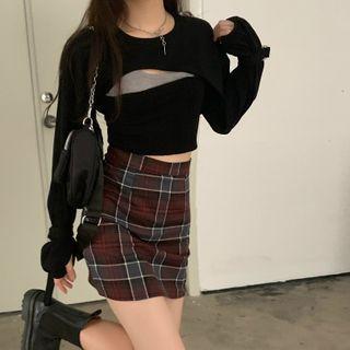 Cropped Sweatshirt / Camisole Top / Plaid Mini Pencil Skirt