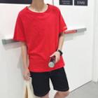 Short-sleeve Embroidery Slit-side T-shirt