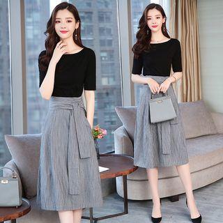 Set: Elbow-sleeve Plain T-shirt + Pinstripe Midi A-line Skirt