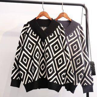Rhombus Pattern V-neck Sweater