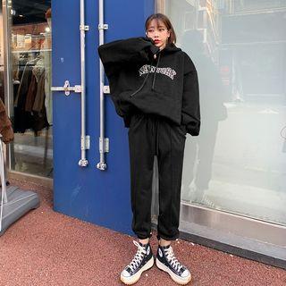 Seam-trim Jogger Pants