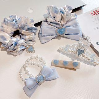Hair Clip / Scrunchie / Hair Tie