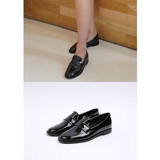 Oval-toe Stud Patent Loafers