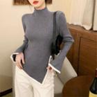 Long-sleeve Mock-neck Two-tone Slim-fit Knit Top