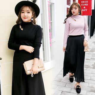 Cutout Hoop Long-sleeve Top