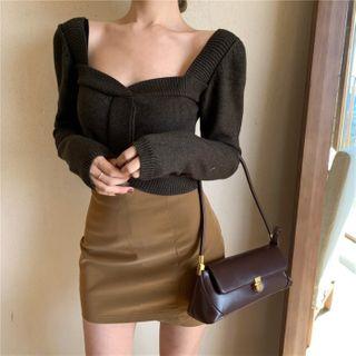 Square-neck Sweater / Mini Pencil Skirt