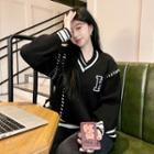 Lettering V-neck Sweater Black - One Size