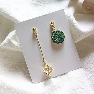Non-matching Resin Dangle Earring