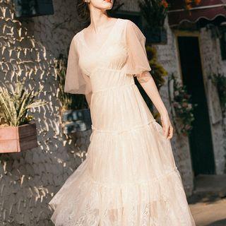 Short-sleeve A-line Lace Maxi Dress