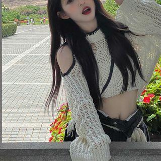 Cold-shoulder Crop Knit Top White - One Size