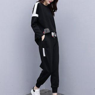 Set: Long-sleeve Lettering T-shirt + Cropped Jogger Pants