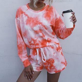 Set: Tie Dye Sweatshirt + Hot Pants