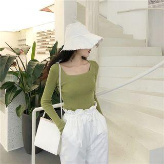 Square Neck Knit Top / Straight Fit Pants