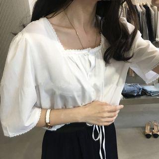 Short-sleeve Square Neck Drawstring Hem Blouse