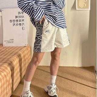 Side Zebra Print Straight Leg Shorts