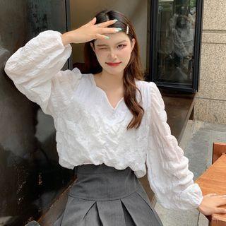 Puff-sleeve Blouse / Pleated Skirt