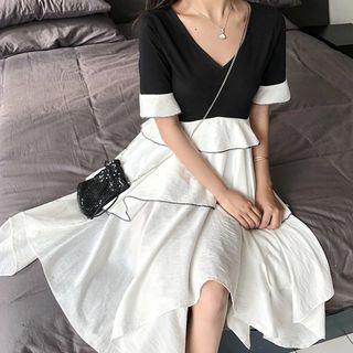 Short-sleeve Two-tone Tiered A-line Dress