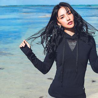 Hooded Long-sleeve Sports T-shirt