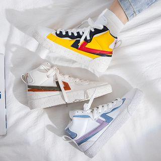 Contrast Detail High-top Sneakers