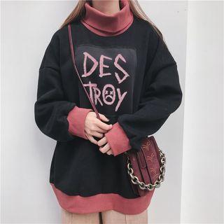 Turtleneck Applique Sweatshirt