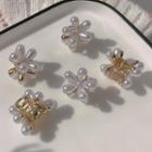 Faux Pearl Flower Hair Clip 1 Pc - Silver & Gold - One Size