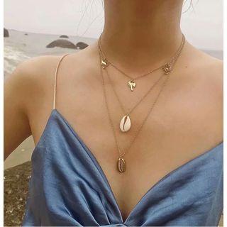 Shell Pendant Layered Necklace