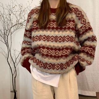 Patterned Sweater / Corduroy Straight Leg Pants