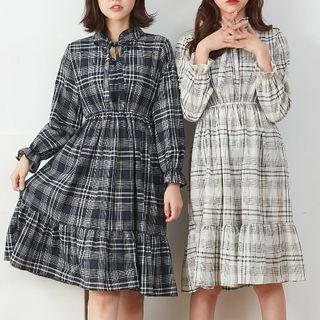 Bow Accent Ruffle Trim Long-sleeve Midi Dress