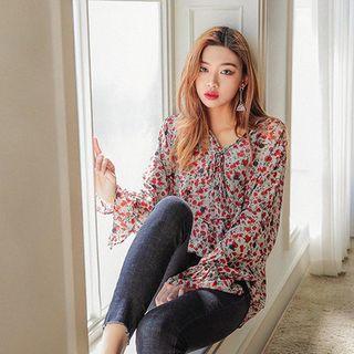 Tie-neck Floral-pattern Blouse