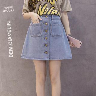 Buttoned Pocketed A-line Denim Skirt