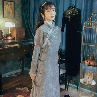 Set: Fluffy Trim Embroidered Midi Qipao + Maxi A-line Skirt