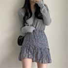 Long-sleeve Knit Top / Floral Print Mini Skirt