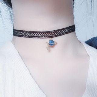 Planet Choker